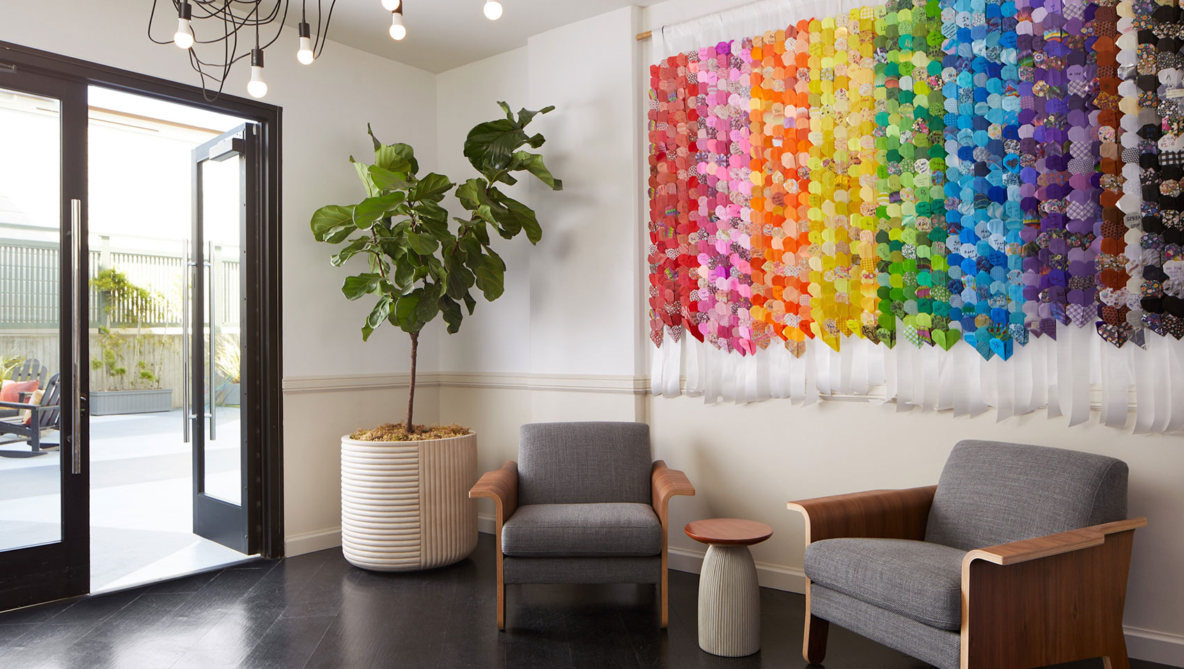 kimpton enso Color Wall