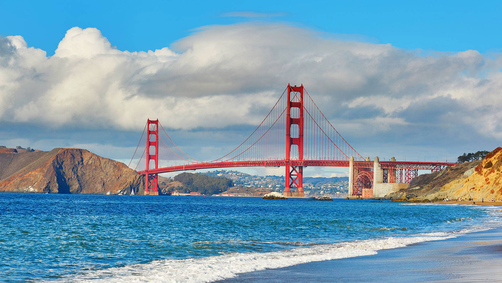 ocean beach with golden gate bridge